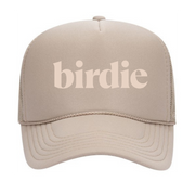 Women’s golf trucker hat with monochrome Birdie design